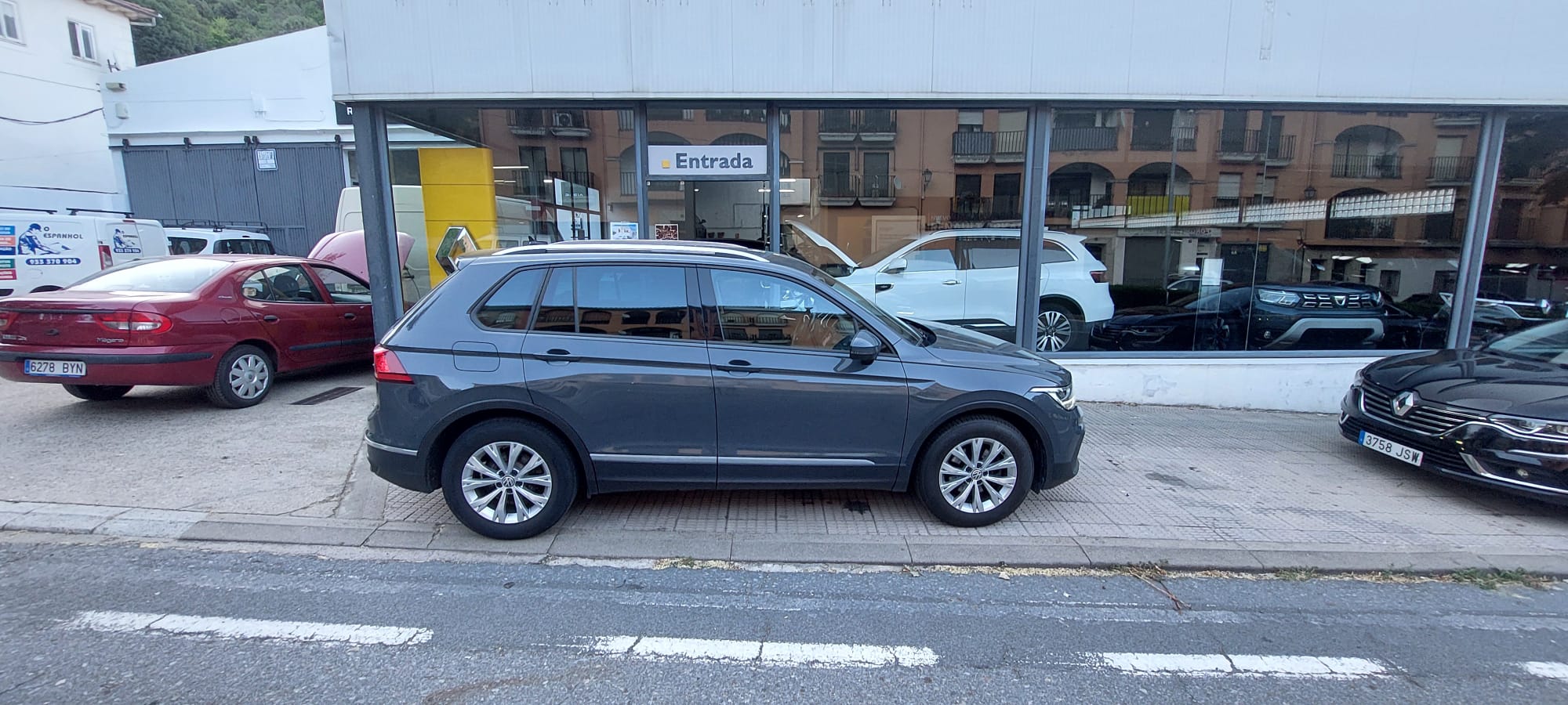 Volkswagen Tiguan 2.0 122cv foto 2